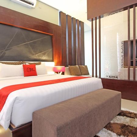 เรดดอร์ซ พรีเมียม เนียร์ สเลมัน ซิตี้ฮอลล์ Hotel ยอกยาการ์ตา ภายนอก รูปภาพ